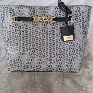 GUESS Rhiannon Logo Tote Bag
